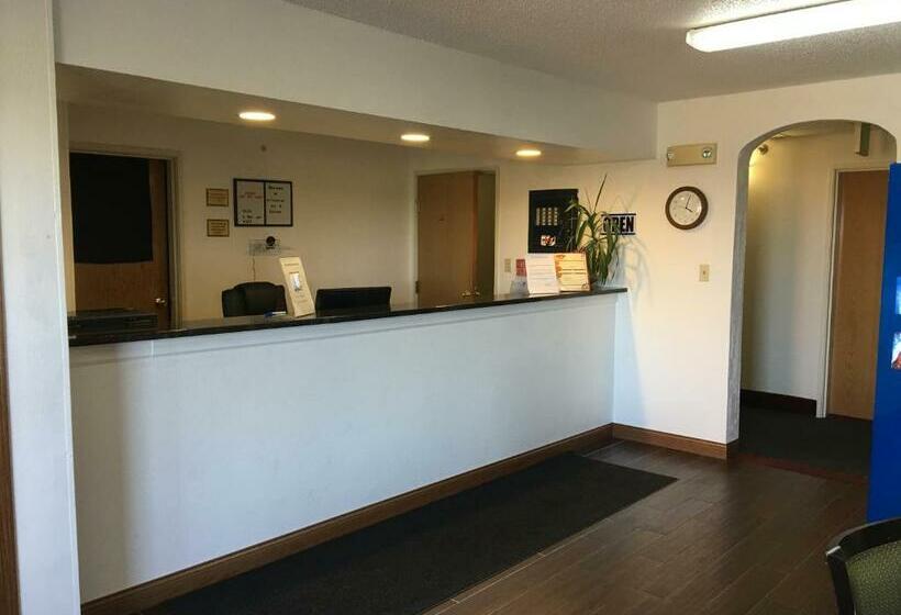 فندق على الطريق Arlington Inn And Suites