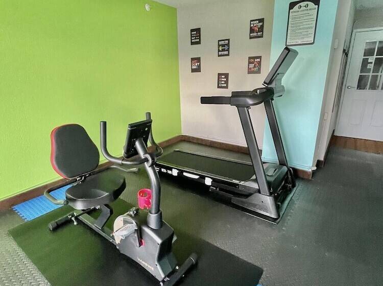 モーテル Baymont By Wyndham Anderson