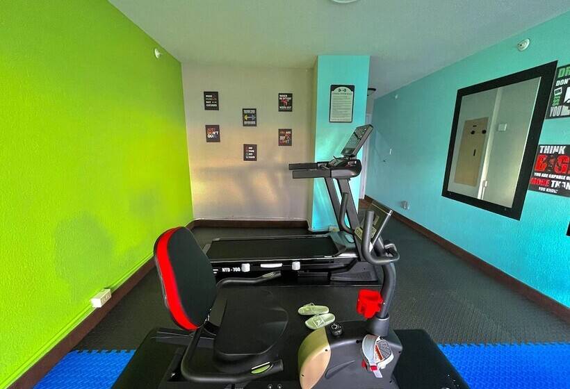 モーテル Baymont By Wyndham Anderson