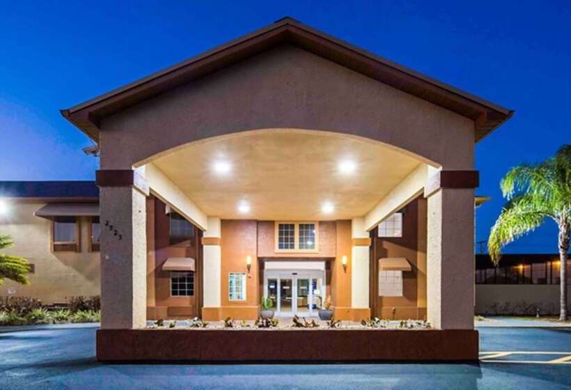 فندق على الطريق Best Western Mulberry