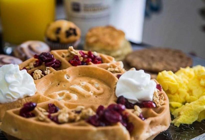 فندق على الطريق Best Western Mulberry