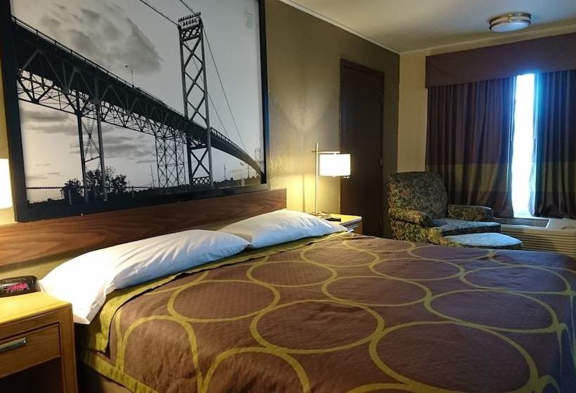 汽车旅馆  Burton Inn & Suites