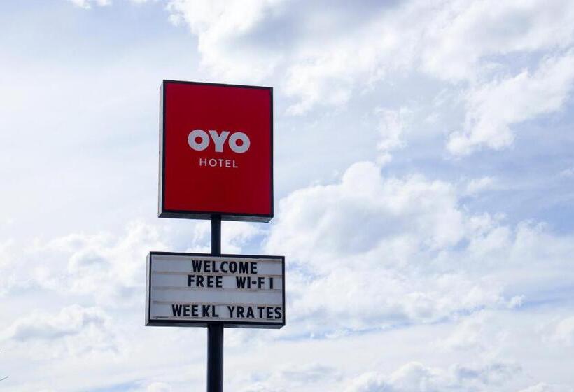 فندق على الطريق OYO Hotel Castle Rock CO Downtown