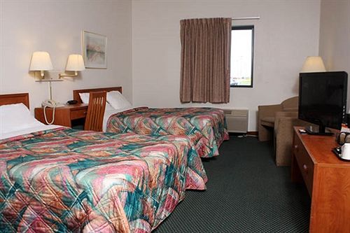 فندق على الطريق Centerstone Inn & Suites – Carlyle Lake