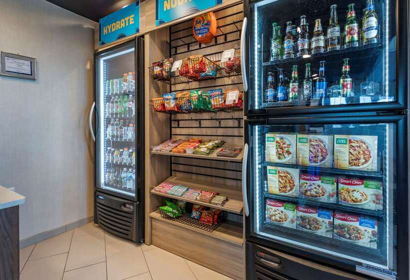 Motel Clarion Pointe Indianapolis Airport