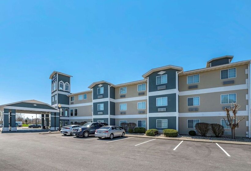 Motel Clarion Pointe Indianapolis Airport