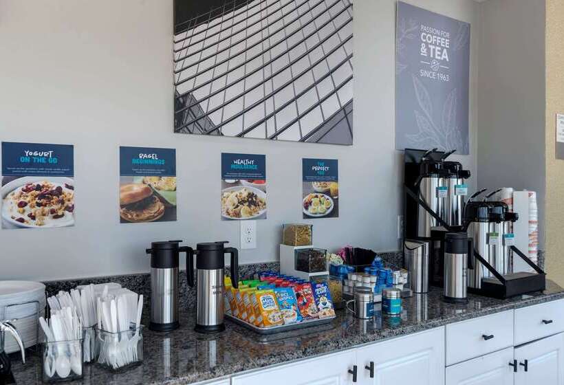 Motel Clarion Pointe Mcdonough