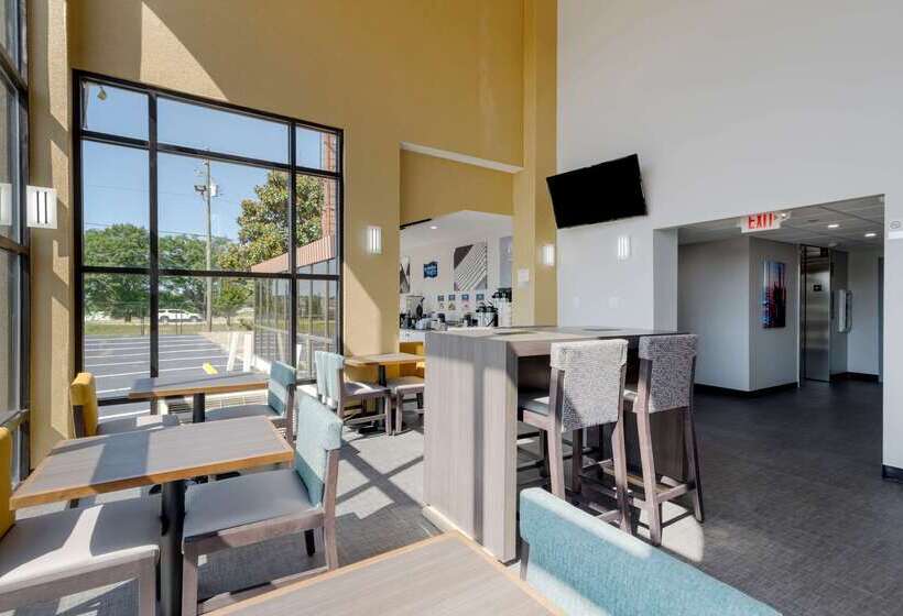 Motel Clarion Pointe Mcdonough