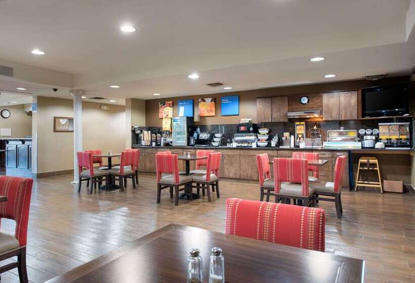 فندق على الطريق Comfort Inn