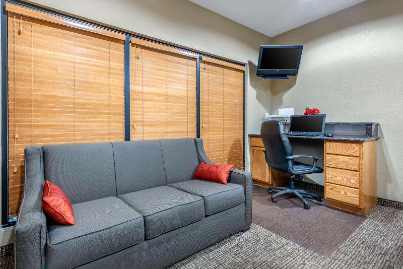 فندق على الطريق Comfort Inn