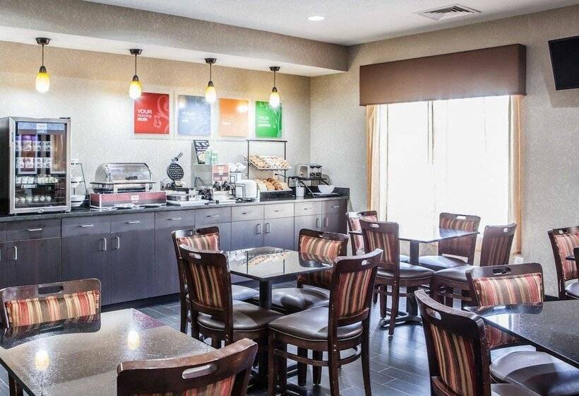 מוטל Comfort Inn Lees Summit   Hwy 50 & Hwy 291