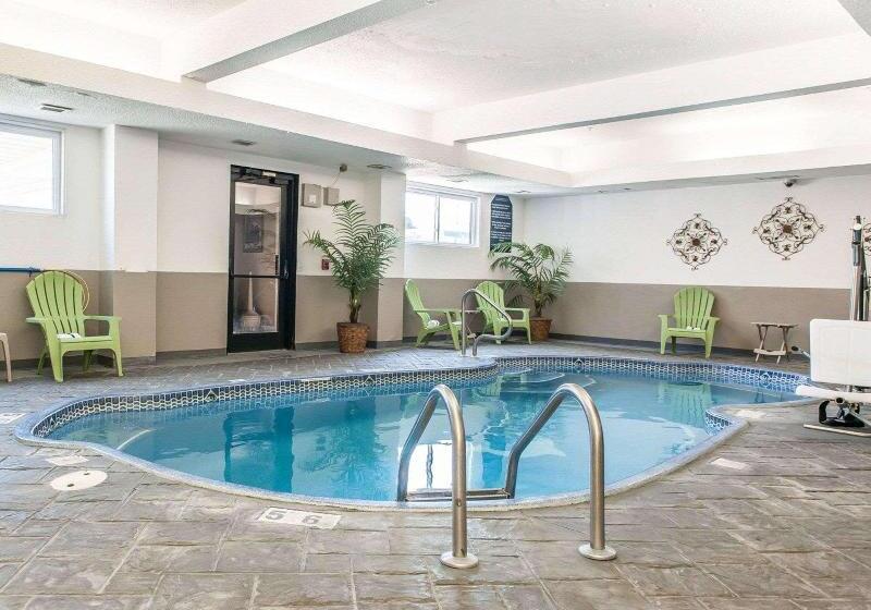 فندق على الطريق Comfort Inn