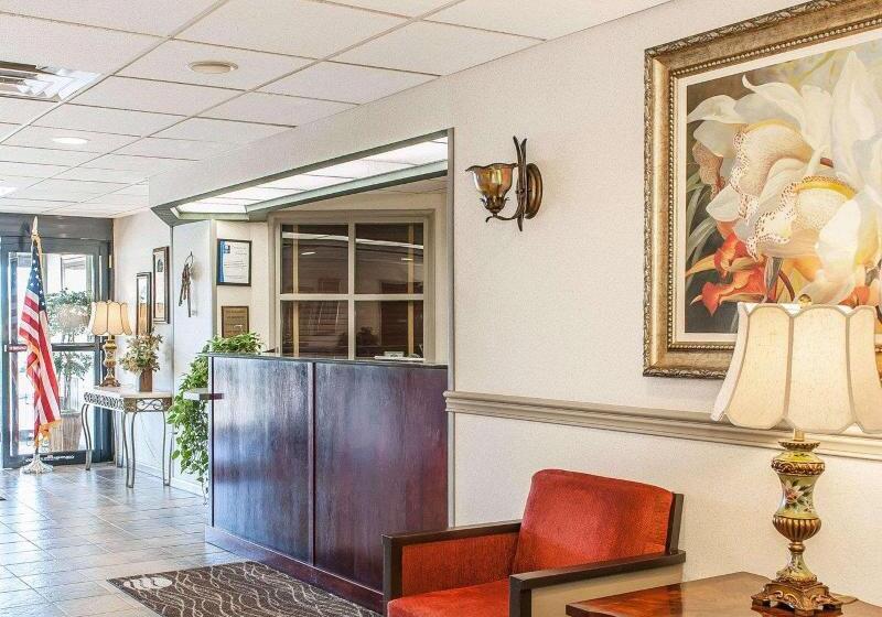 فندق على الطريق Comfort Inn