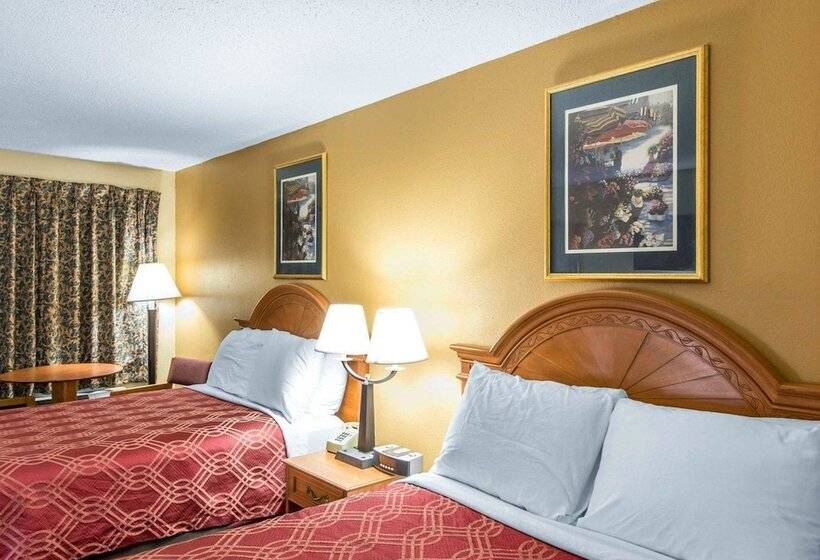 فندق على الطريق Econo Lodge
