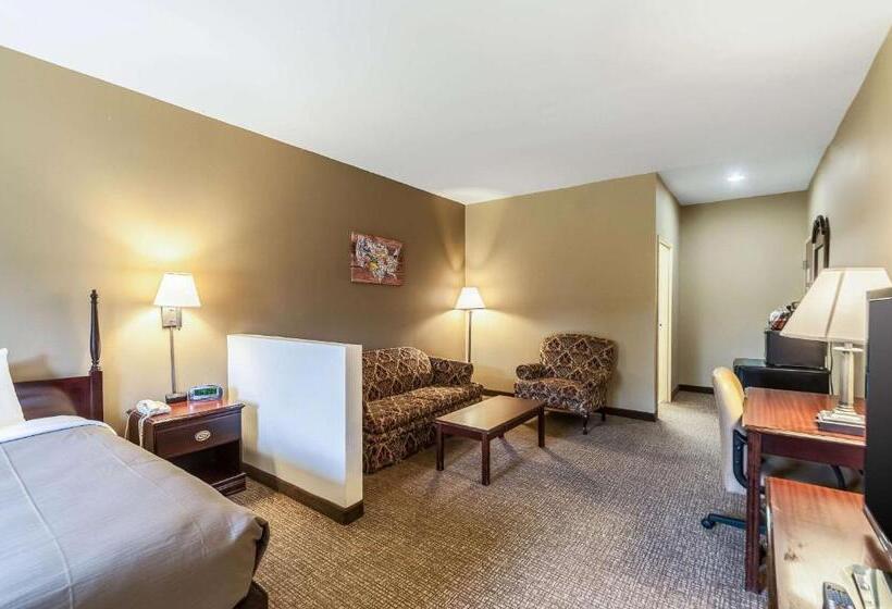 Мотель Econo Lodge Inn & Suites