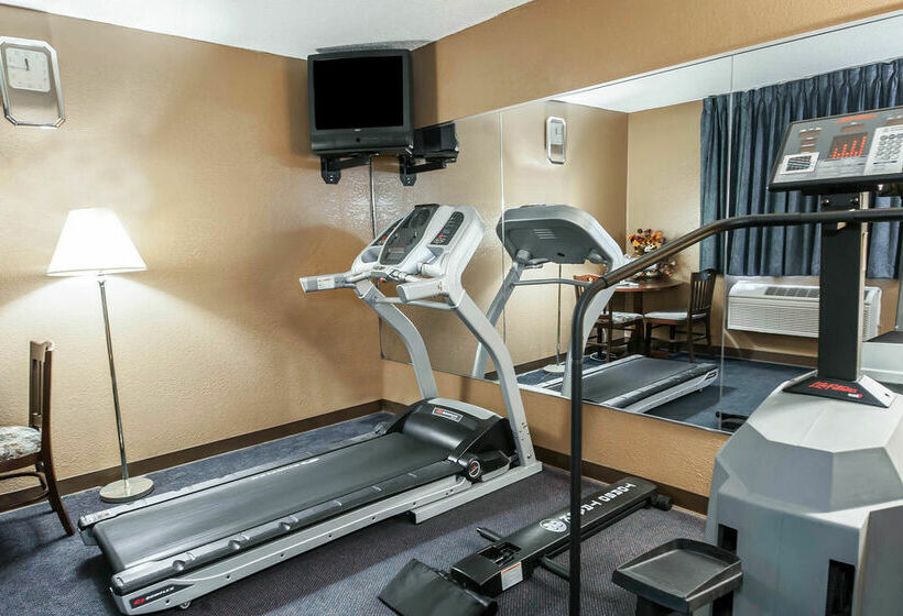 فندق على الطريق Econo Lodge West Lafayette