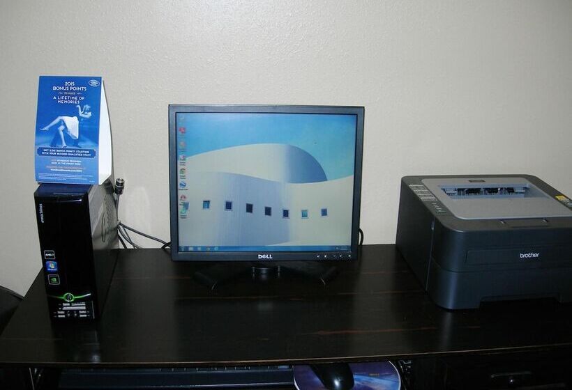 מוטל Four Seasons Inn