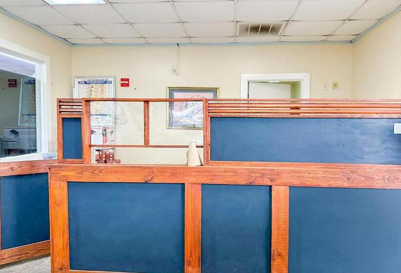 فندق على الطريق Hahira Inn By Oyo Near Valdosta