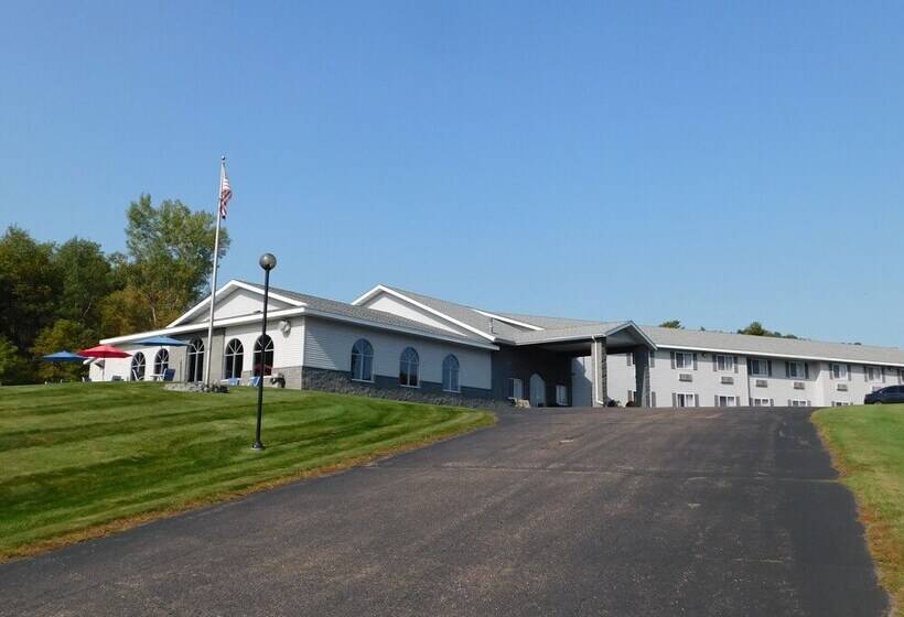 Мотель Northwoods Best Inn Chetek