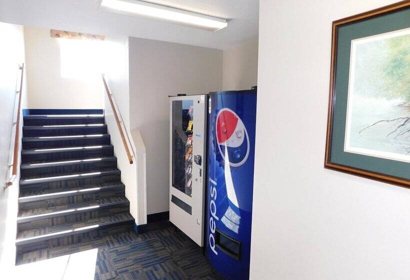 Мотель Northwoods Best Inn Chetek