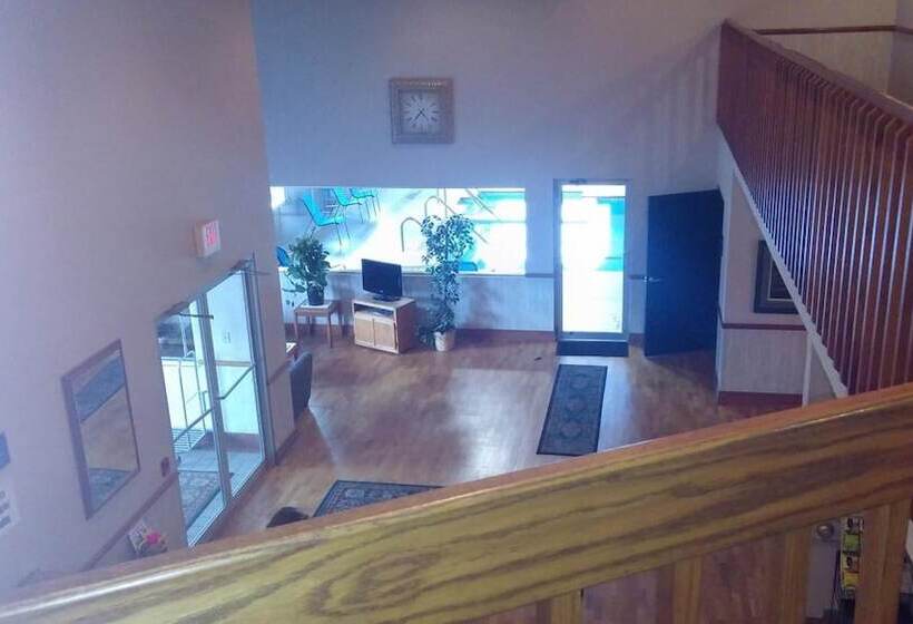 Мотель Northwoods Best Inn Chetek