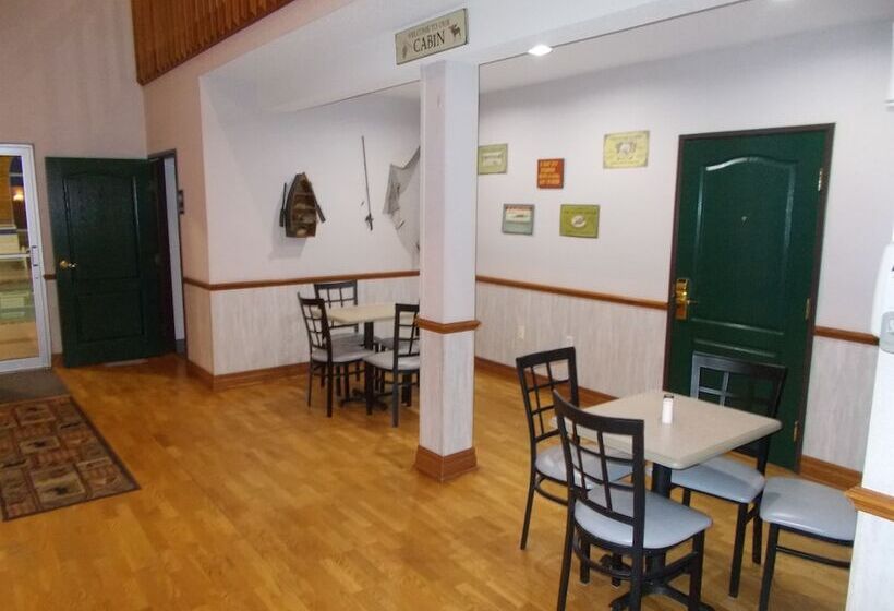 Мотель Northwoods Best Inn Chetek