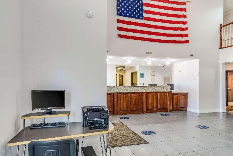 فندق على الطريق Quality Inn Calvert City  Paducah East