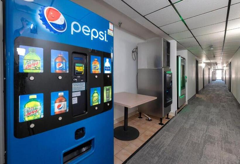 فندق على الطريق Red Roof Inn Greensburg