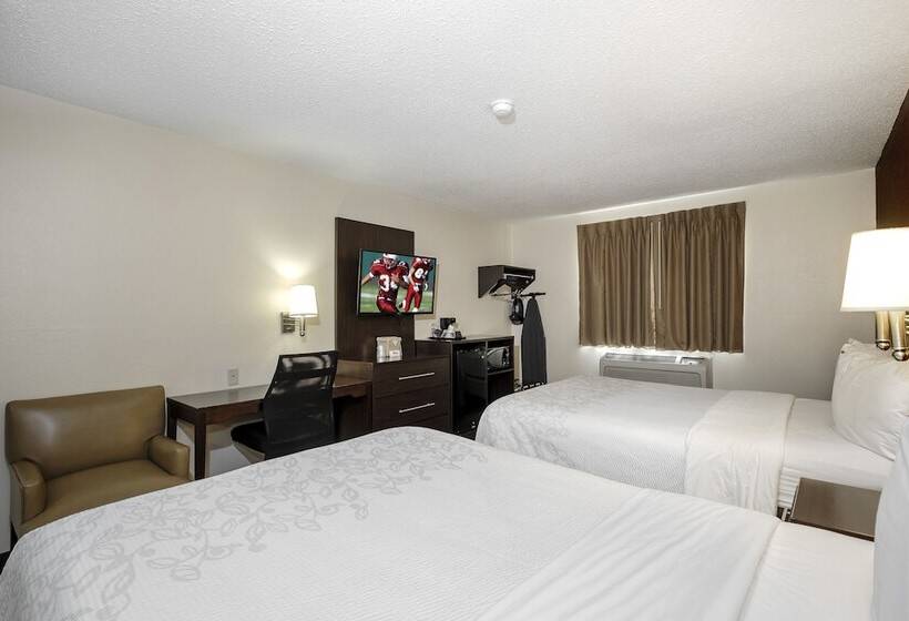 Мотель Red Roof Inn Plus+ & Suites Malone