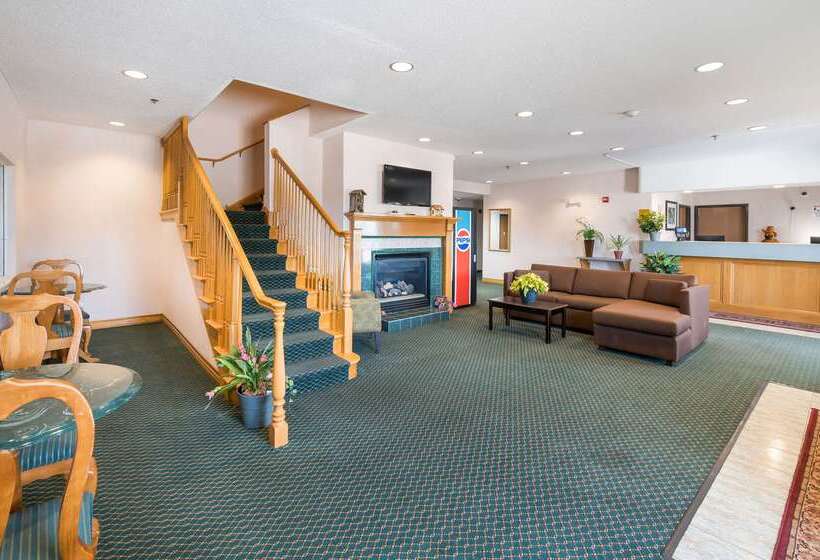 モーテル Rodeway Inn Urbana Champaign University Area