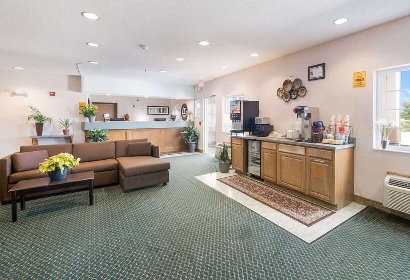 モーテル Rodeway Inn Urbana Champaign University Area