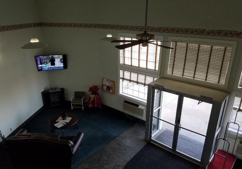 فندق على الطريق Simple Rewards Inn