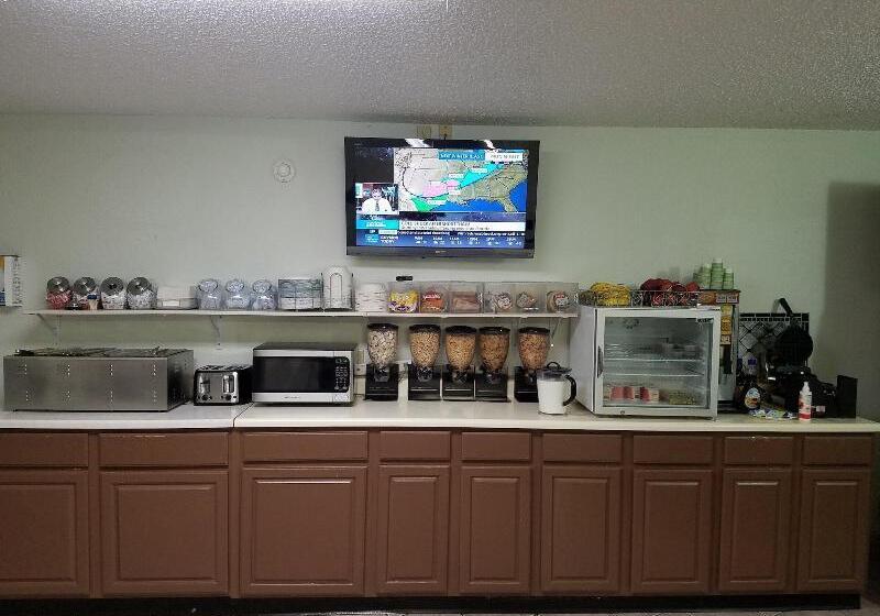 فندق على الطريق Simple Rewards Inn