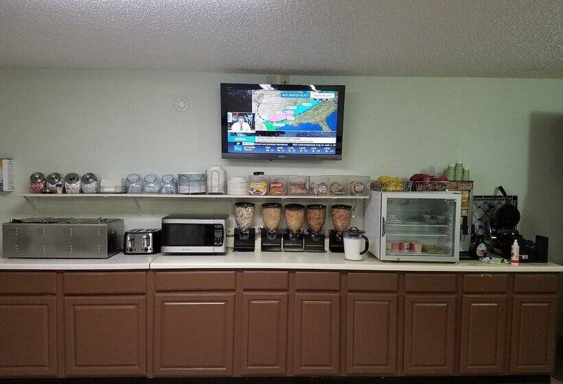 فندق على الطريق Simple Rewards Inn