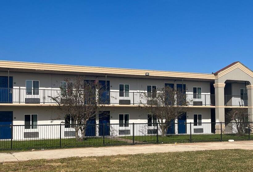 モーテル Studio 6 Lake Jackson, Tx