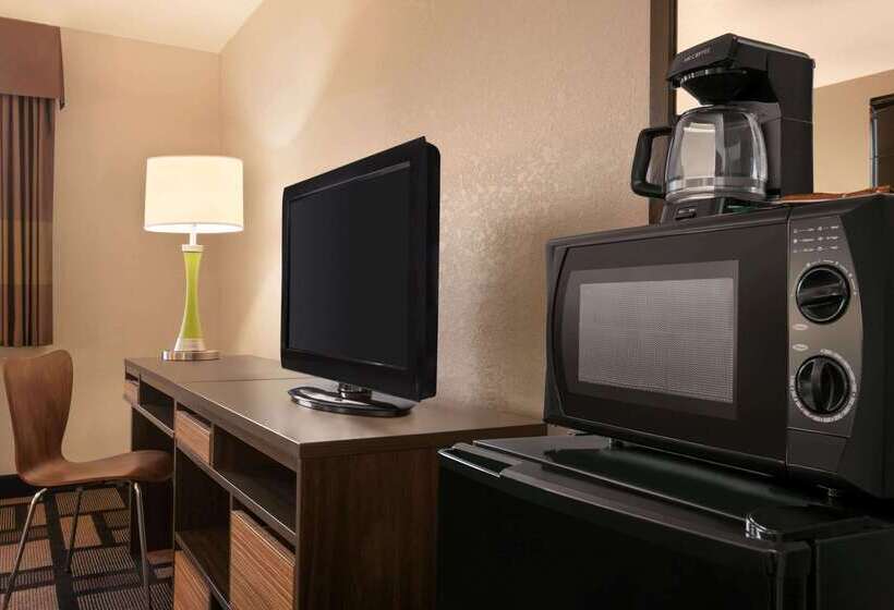 모텔 Super 8 By Wyndham Akron S/green/uniontown Oh