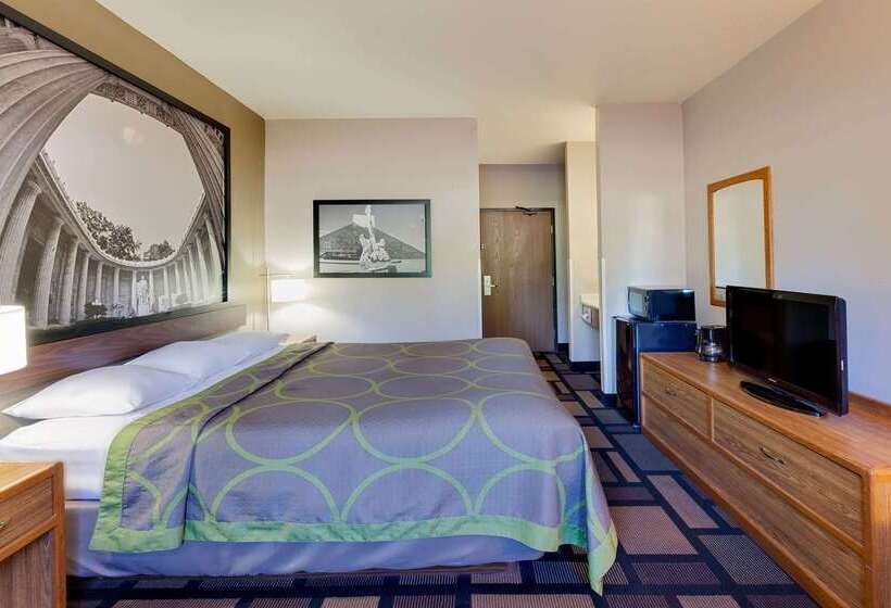 Мотель Super 8 By Wyndham Akron S/green/uniontown Oh