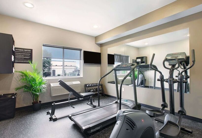 Мотель Super 8 By Wyndham Akron S/green/uniontown Oh