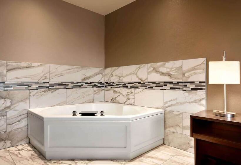 모텔 Super 8 By Wyndham Akron S/green/uniontown Oh