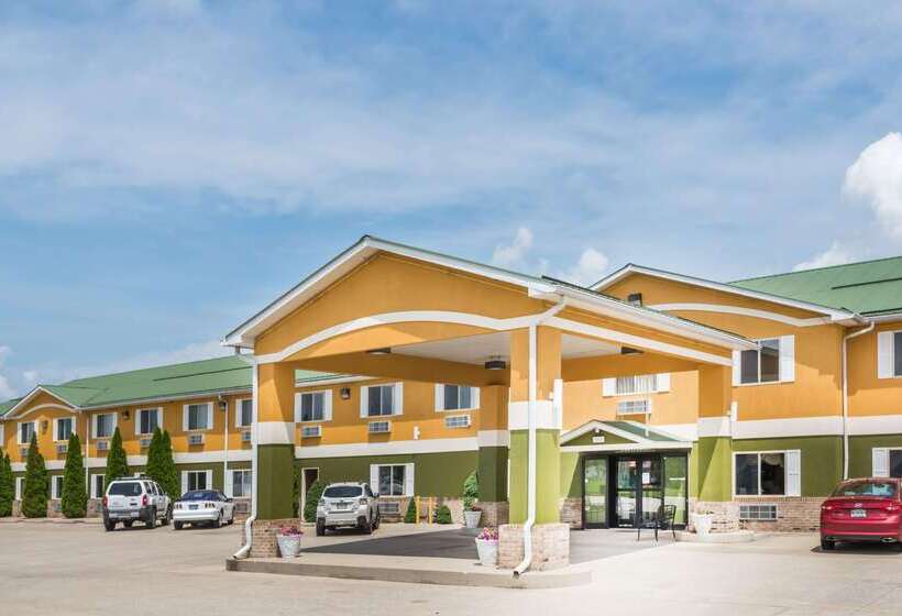 فندق على الطريق Super 8 By Wyndham Bedford