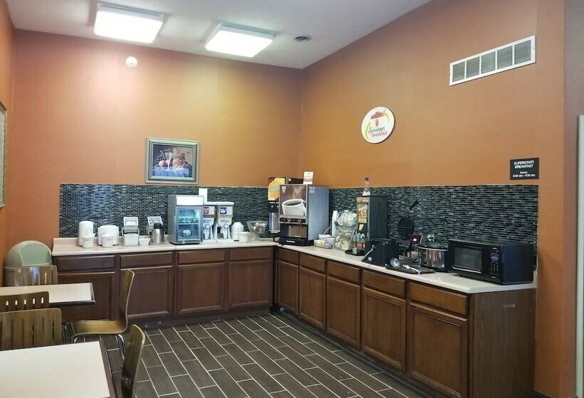 מוטל Super 8 By Wyndham Bellefontaine