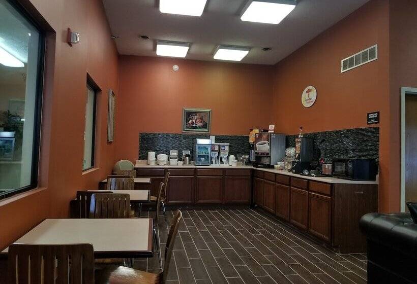 מוטל Super 8 By Wyndham Bellefontaine