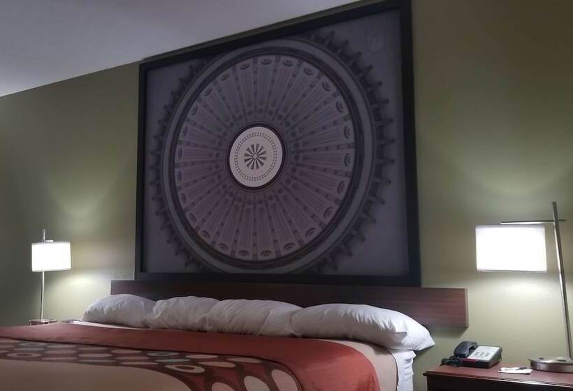 מוטל Super 8 By Wyndham Bellefontaine