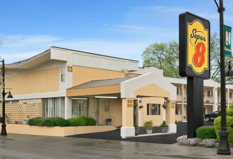 מוטל Super 8 By Wyndham Belleville St. Louis Area