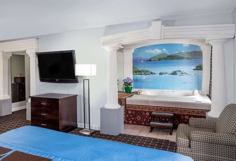 فندق على الطريق Super 8 By Wyndham Belleville St. Louis Area