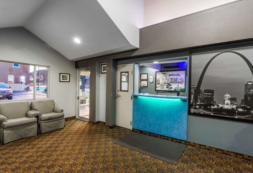 فندق على الطريق Super 8 By Wyndham Belleville St. Louis Area