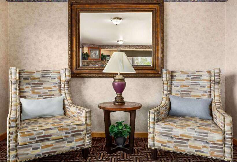 汽车旅馆  Super 8 By Wyndham Big Timber