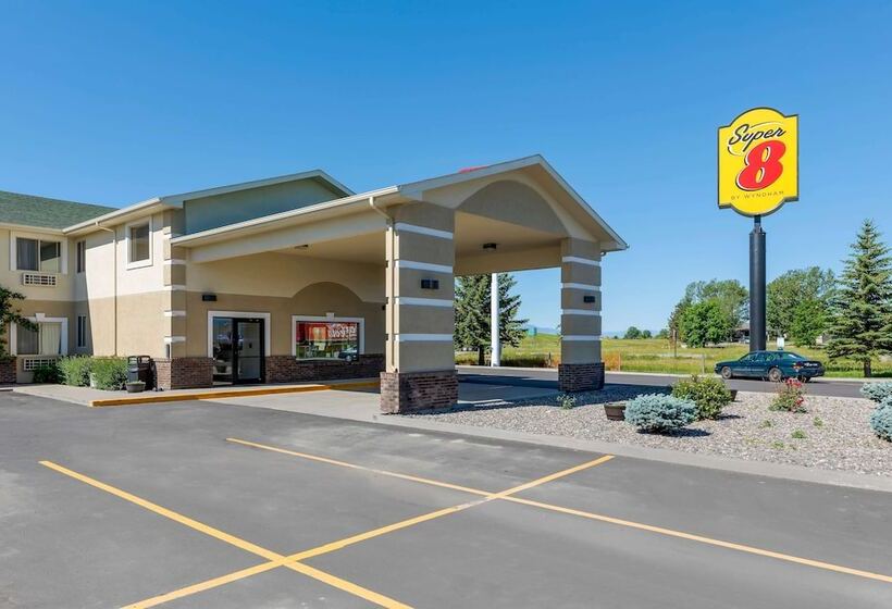 汽车旅馆  Super 8 By Wyndham Big Timber