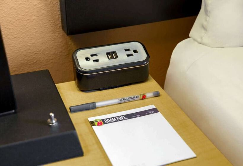 فندق على الطريق Super 8 By Wyndham Big Timber