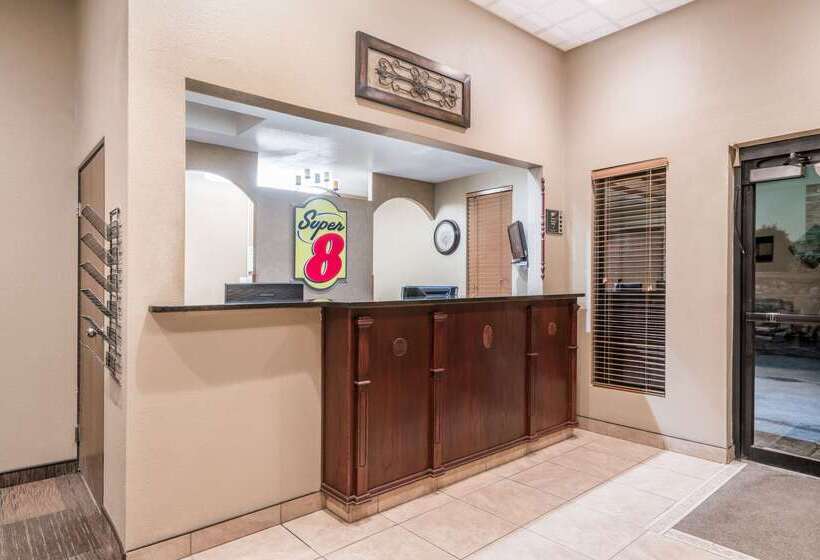 מוטל Super 8 By Wyndham Bismarck